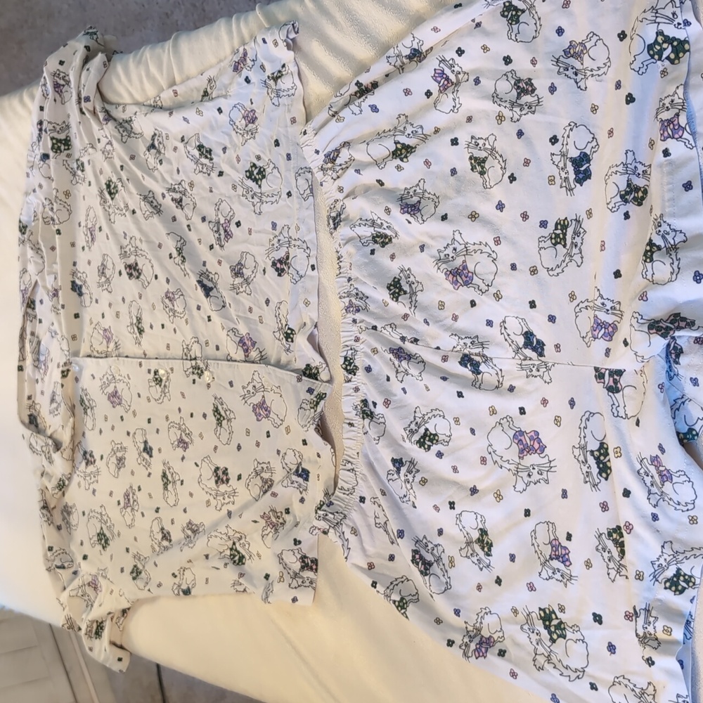 Vintage 90s Women's Size 18/20 Sopre Lingerie Cat Print Pajama Set Button Down T
